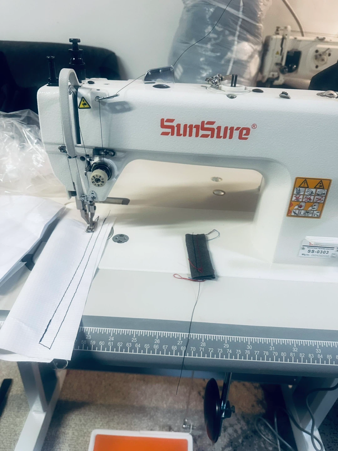 SunSure SS-0303 Industrial Sewing Machine - photo 5