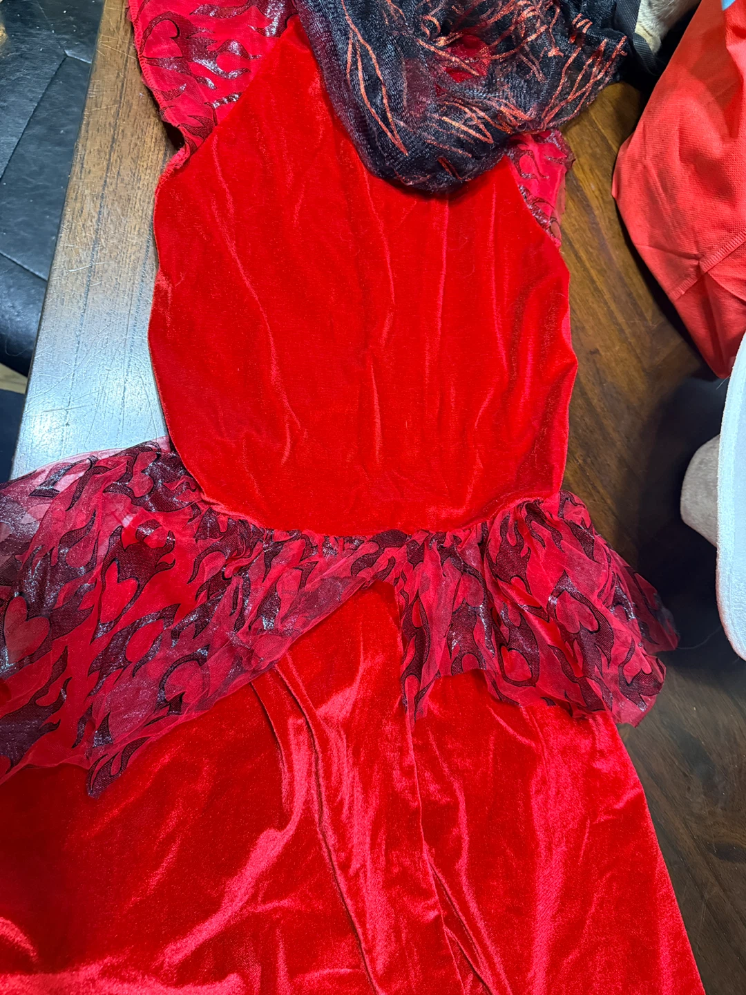 Red Devil Halloween Costume Set - photo 3