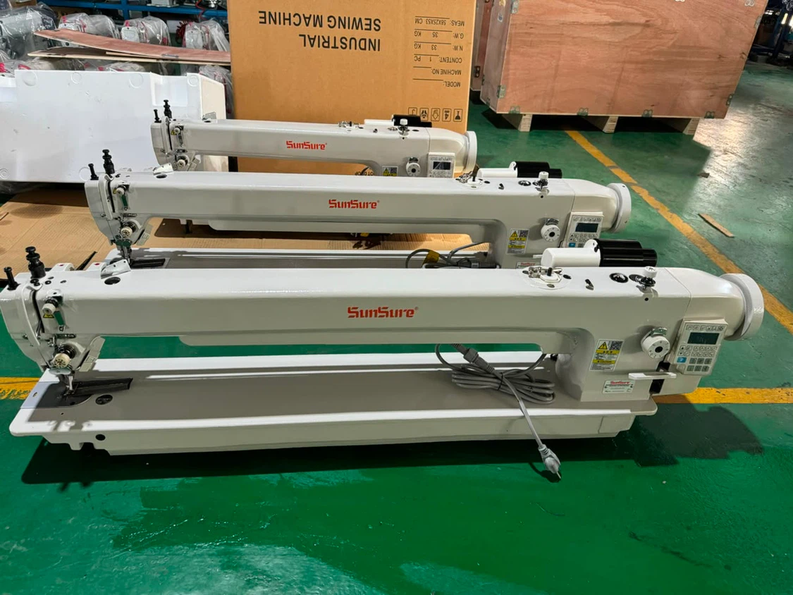 SunSure Industrial Sewing Machine with Table - photo 2