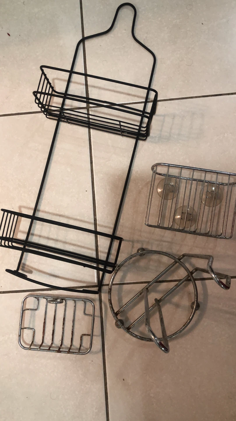 $2 for all—-Assorted Bathroom and Kitchen Organizers - photo 2