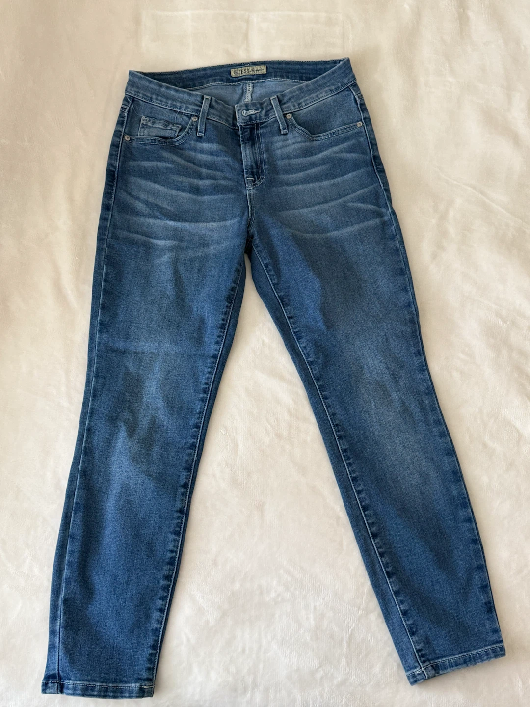 Guess Cropped Skinny Jeans – Size 28