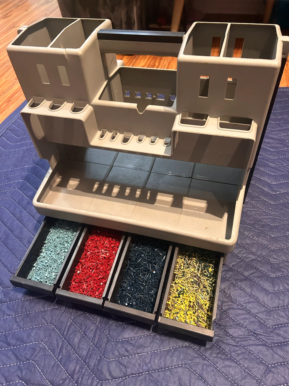 Portable Hardware Organizer with Assorted Tacks