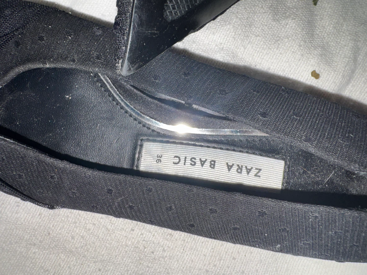 Zara Black Flat Shoes Size 36 - photo 3
