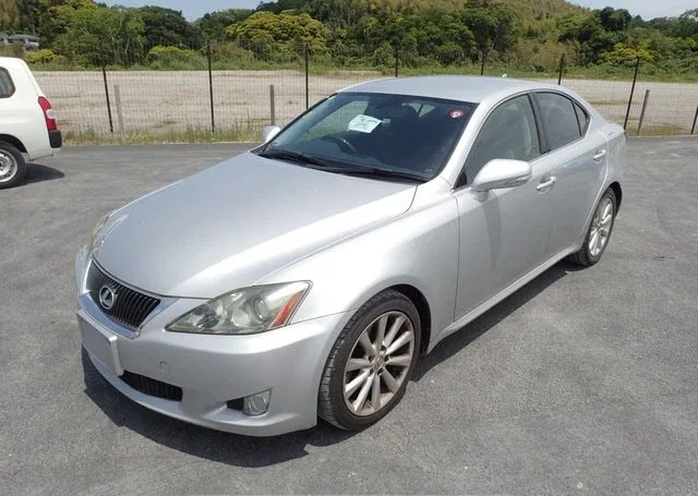 Lexus IS Sedan Silver - photo 2