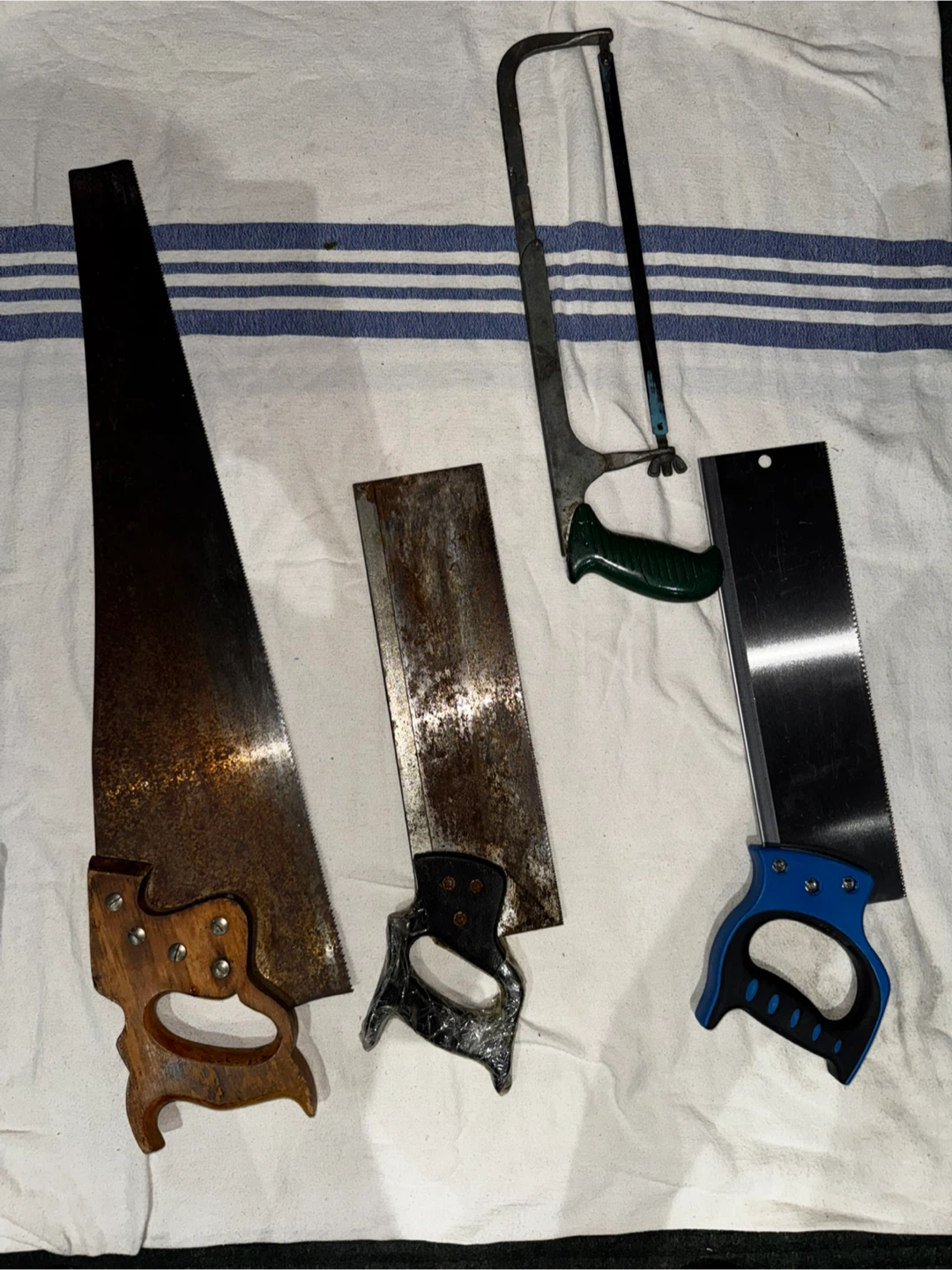 Set of 4 Assorted Hand Saws