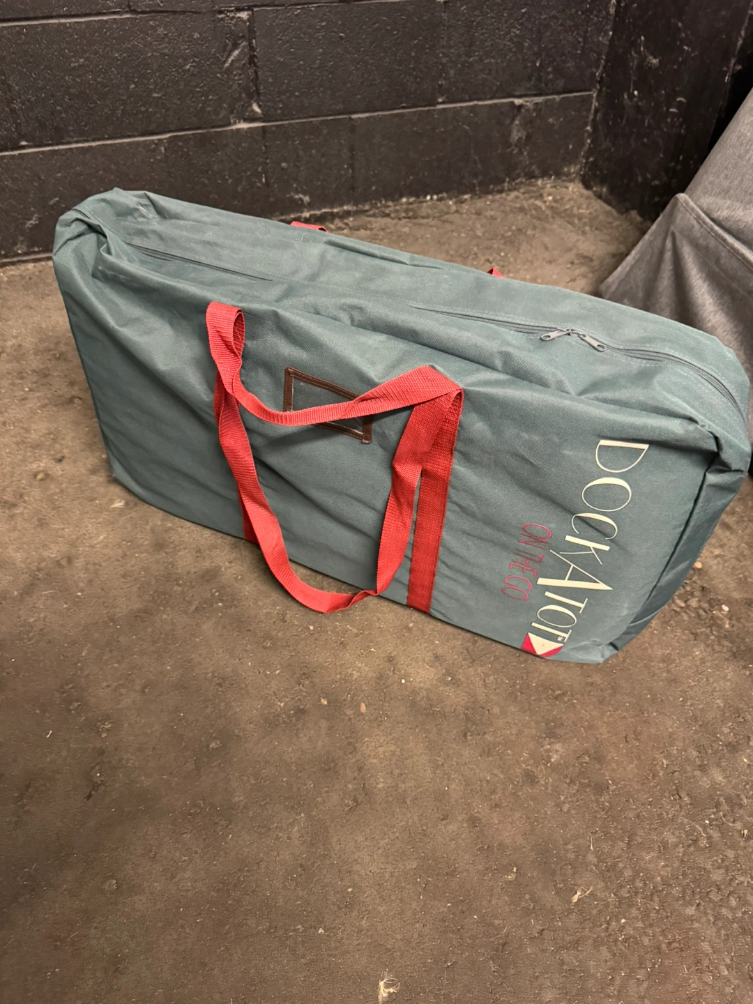 DockATot baby lounger - photo 3