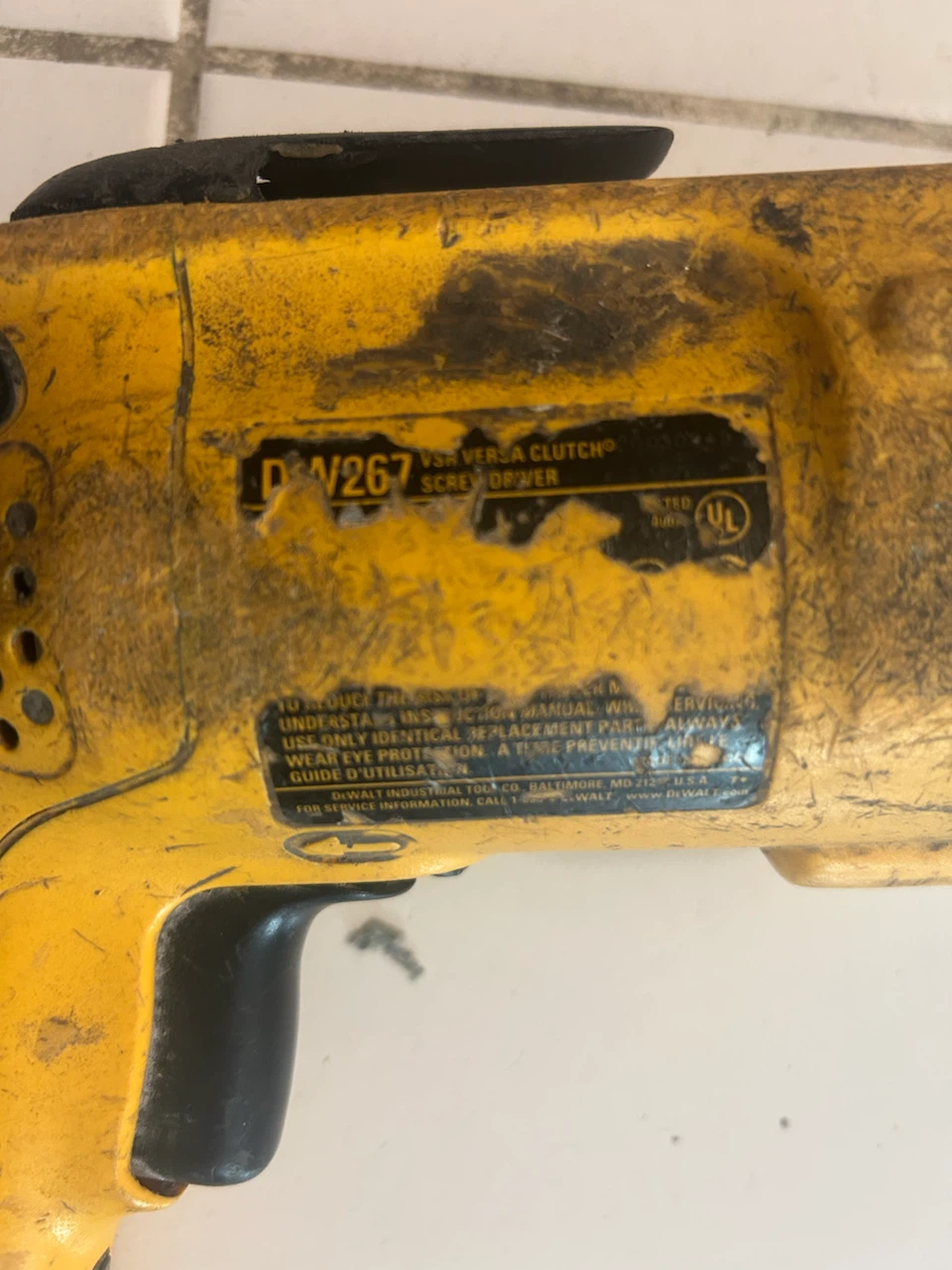 Two DeWalt DW267 VSR Versa-Clutch Screwdrivers - photo 2