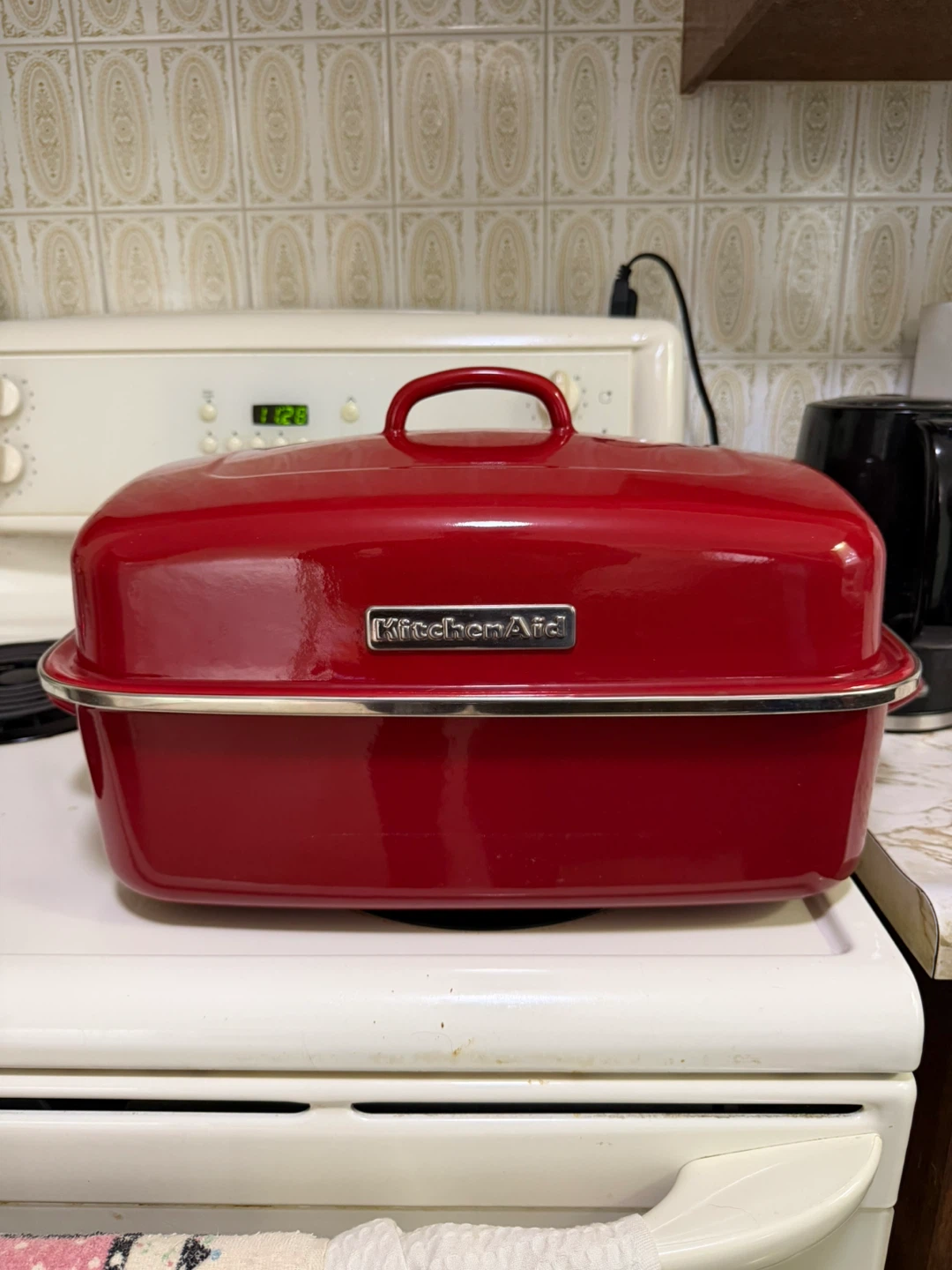 KitchenAid Red Covered Roaster 16 x 13”