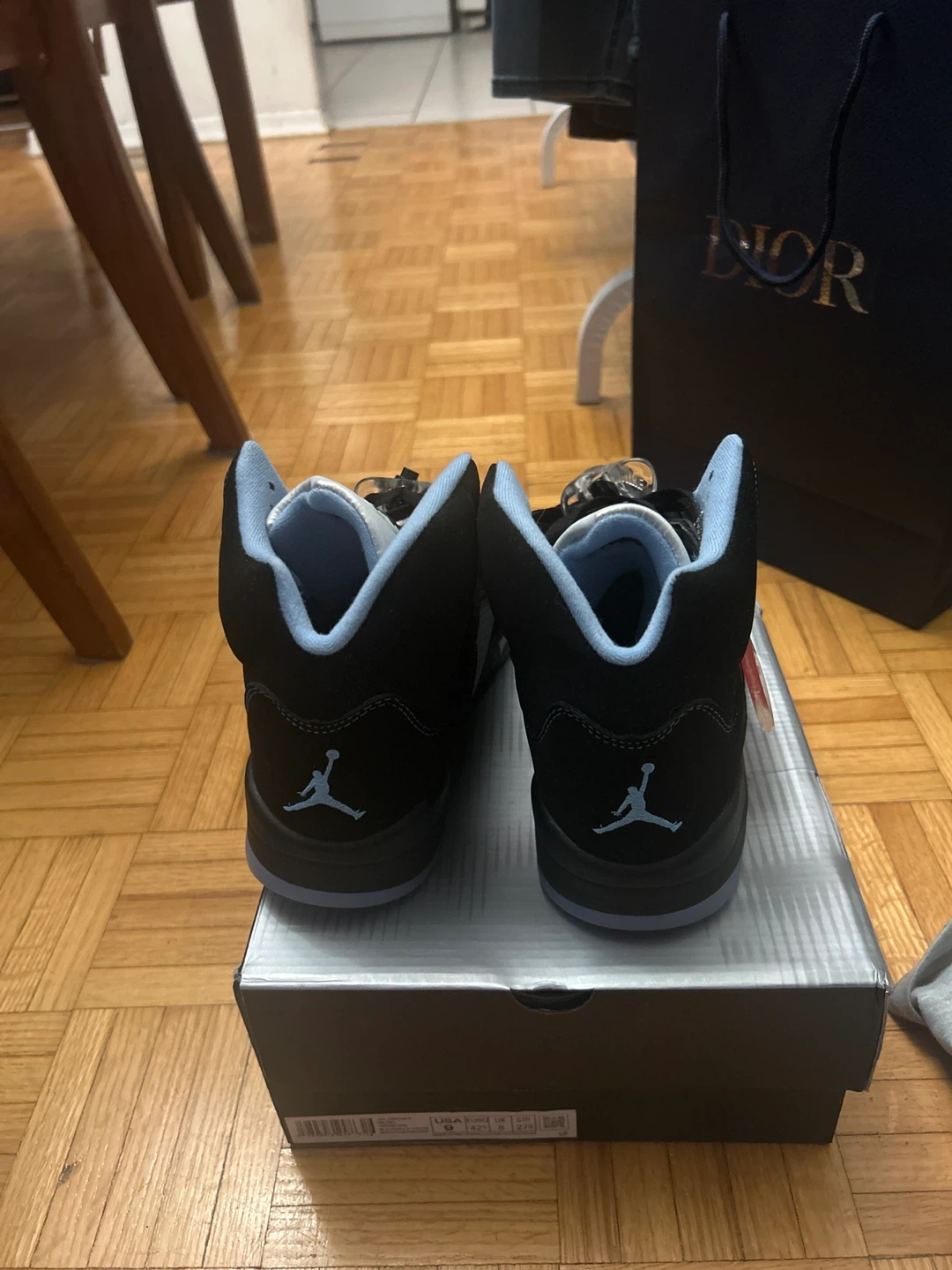 Air Jordan 5 Retro UNC Black Size 9 - photo 4