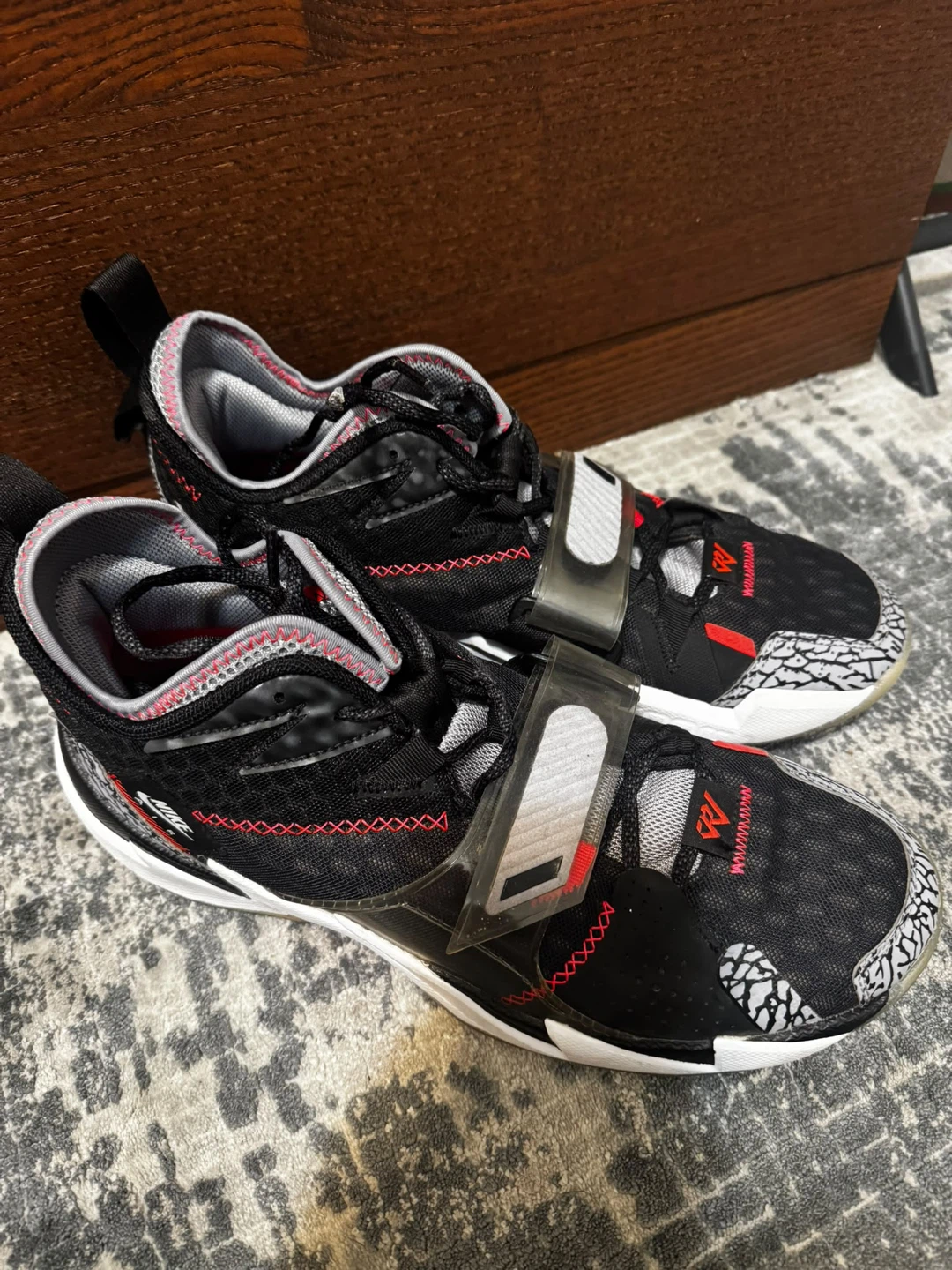 Jordan Why Not Zer0.3 Basketball Shoes Size 10.5 - photo 2