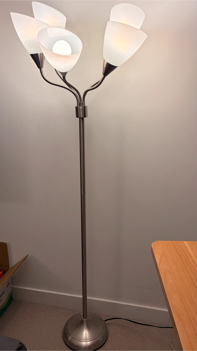 Five-Head Floor Lamp - photo 2