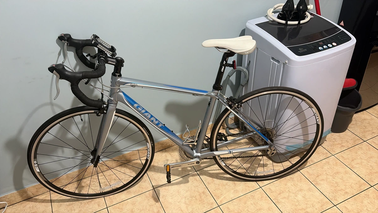Giant Avail Road Bike Silver