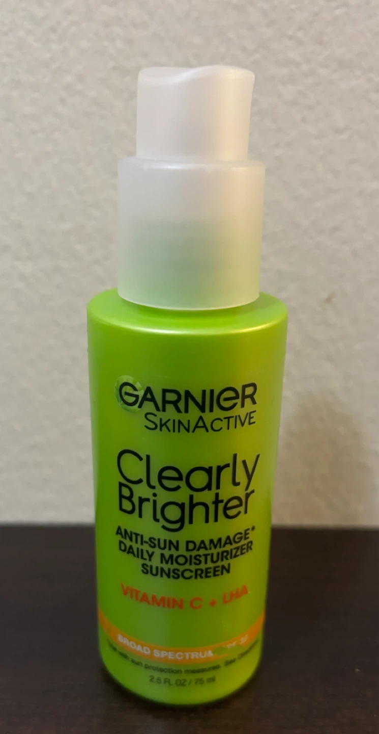NEW-Garnier SkinActive Clearly Brighter Moisturizer