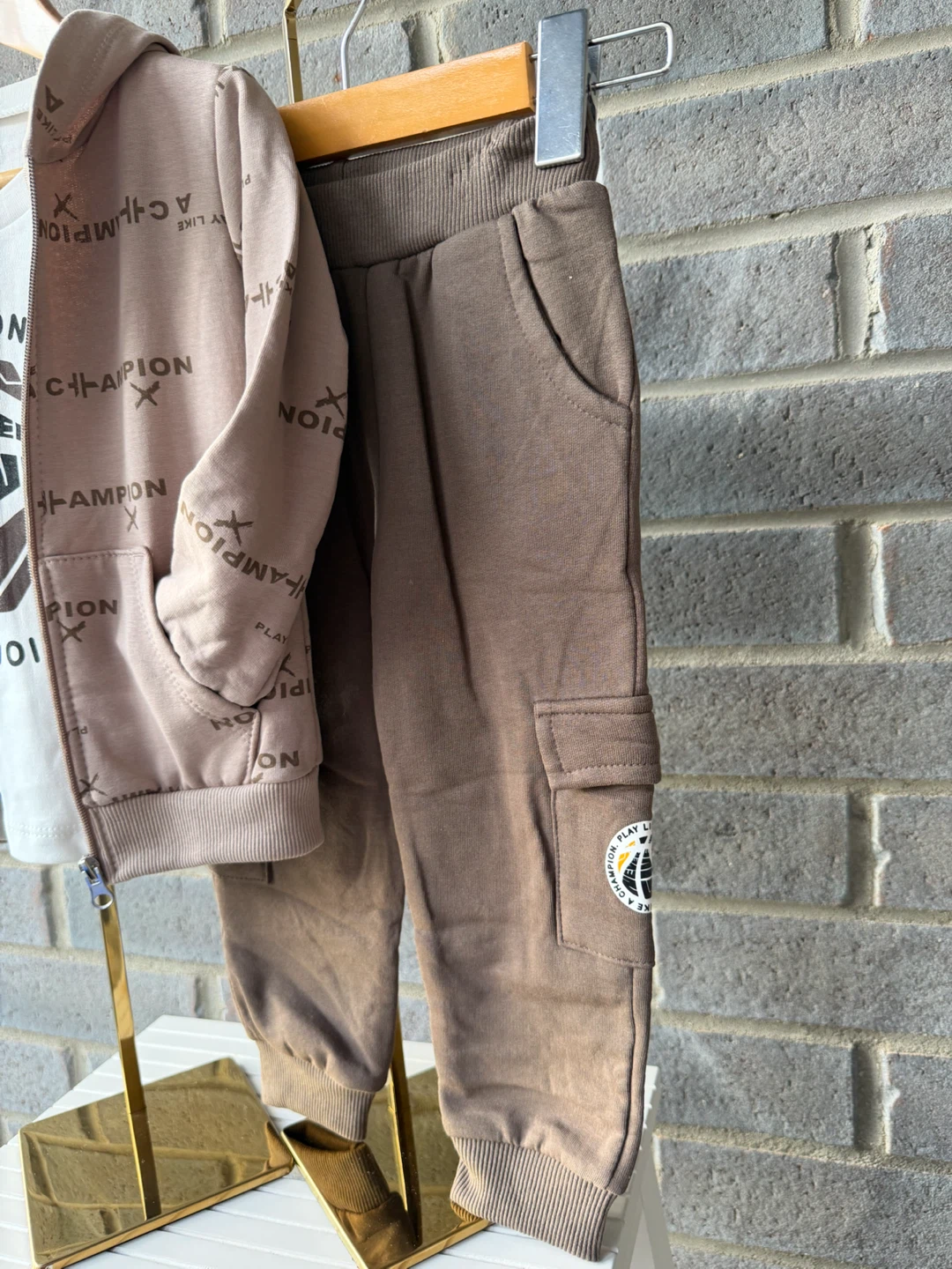 Boys’ 3-Piece Outfit Set Hoodie T-Shirt Cargo Pants Brand New - photo 3