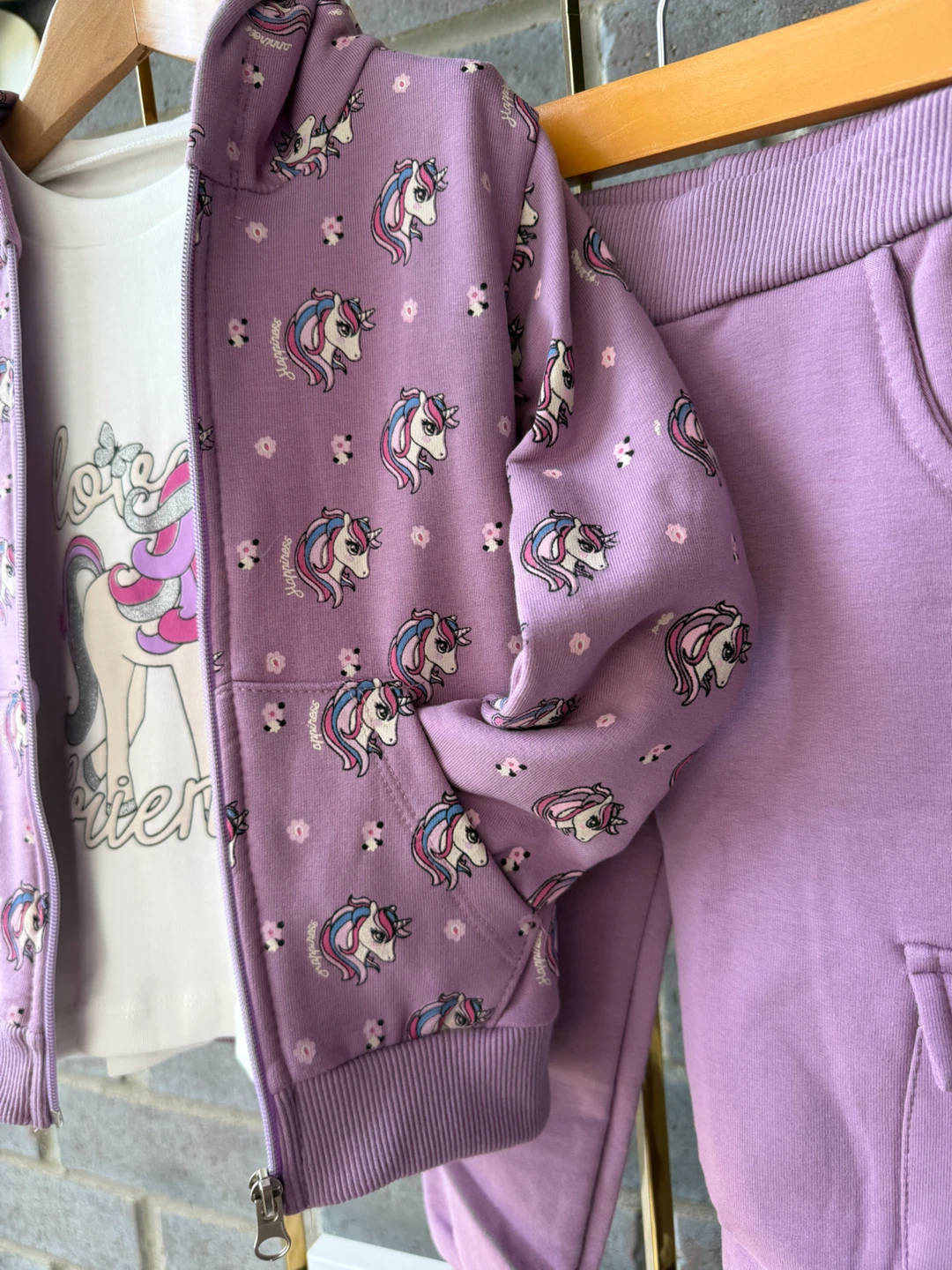 Girls’ 3-Piece Unicorn Outfit Set Hoodie T-Shirt Cargo Pants New - photo 3