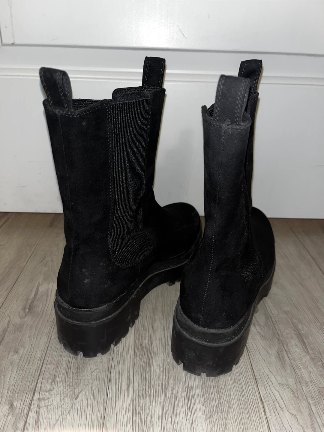 Black Platform Chelsea Fall/Winter Boots - photo 2