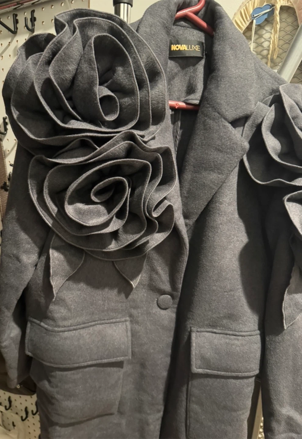 Novaluxe Charcoal Coat with Rose Details size XS woman - photo 4