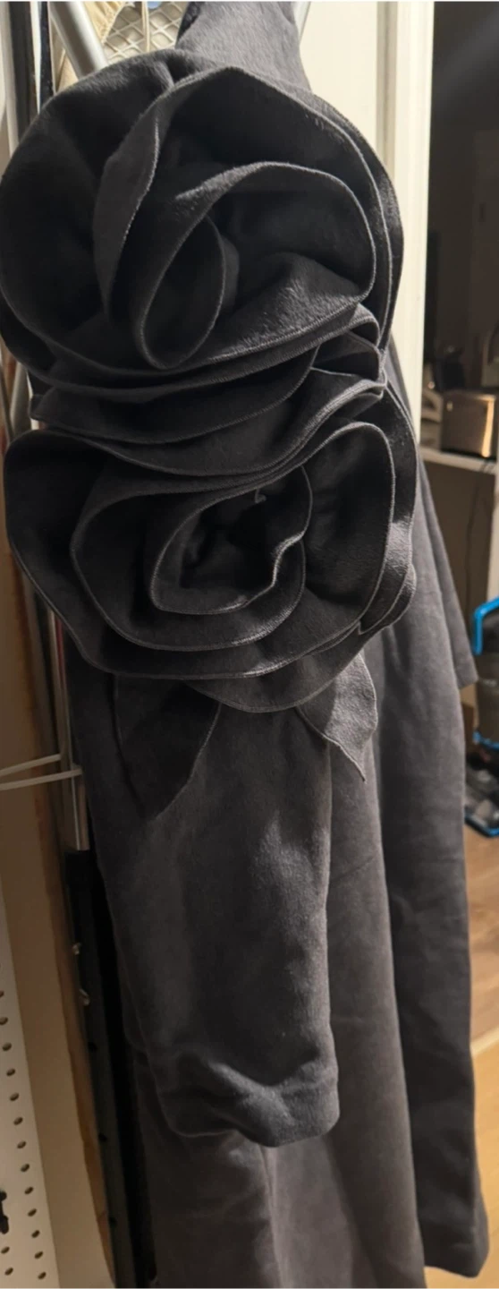 Novaluxe Charcoal Coat with Rose Details size XS woman - photo 5