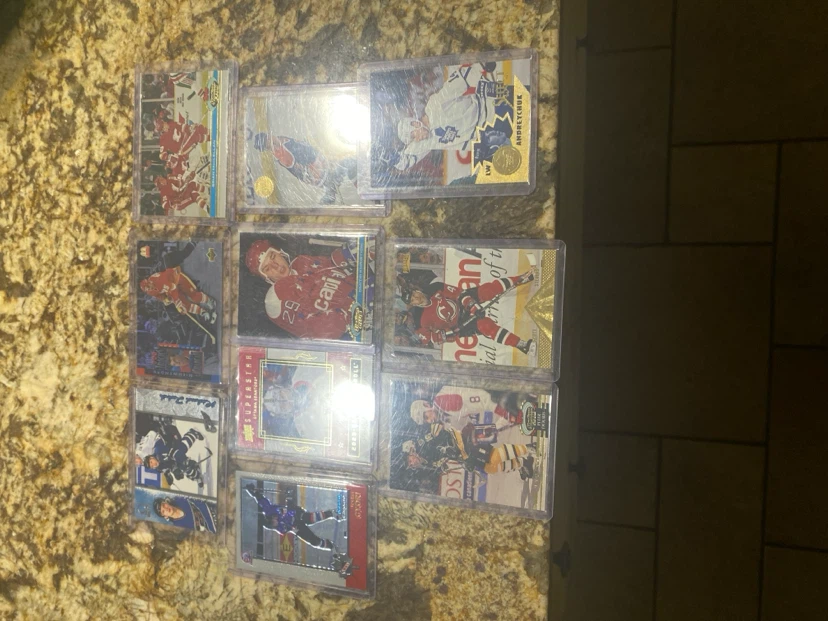 Set of 10 Assorted NHL Hockey Cards