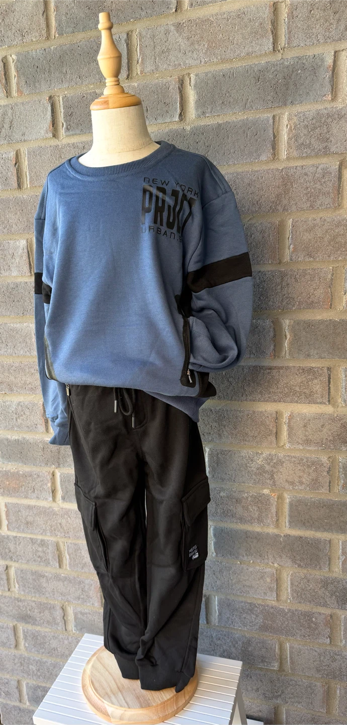 Boys’ 2-Piece Outfit Set Sweatshirt & Cargo Pants Brand New