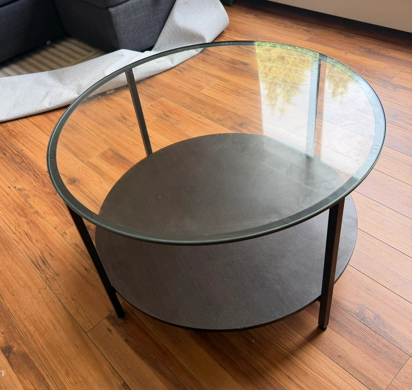 Round glass top coffee table - photo 2
