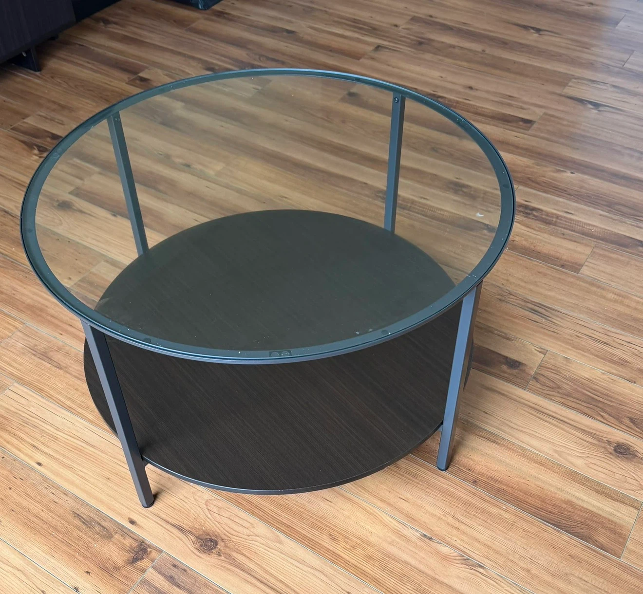 Round glass top coffee table - photo 3