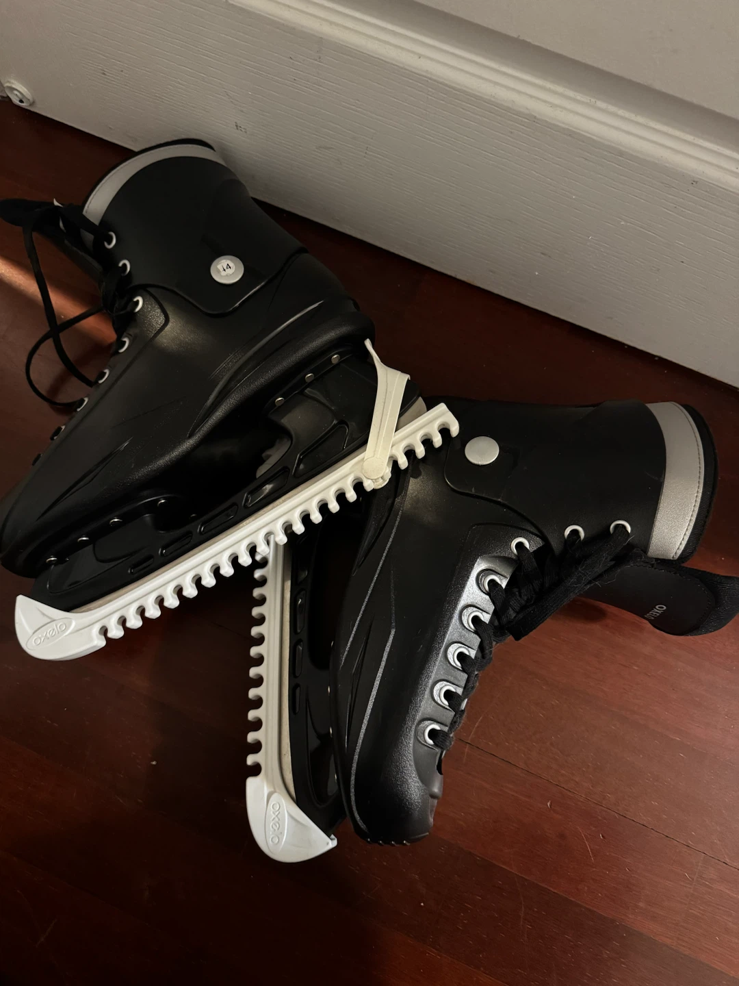 Oxelo Fit 50 Black Ice Skates - Men's US 10.5 - photo 2