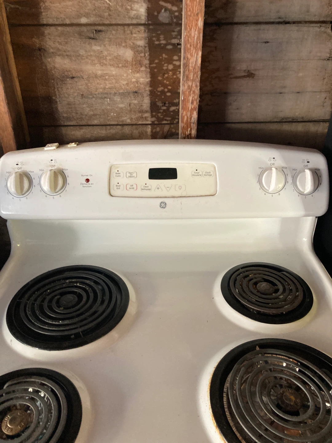 GE White Electric Stove - photo 2