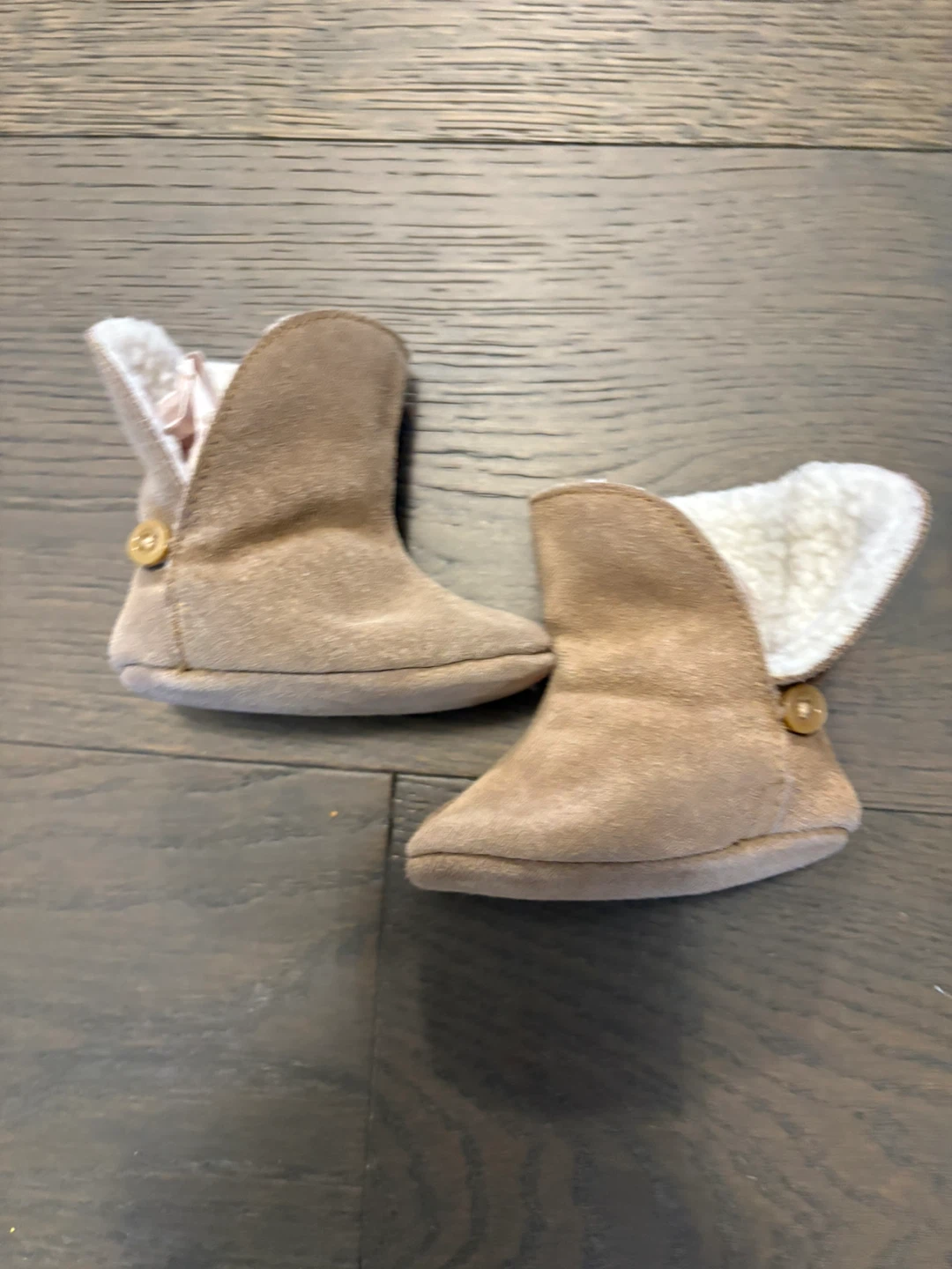 Baby gap warm Sherpa lined booties 6-12M NWT ret $65 - photo 2