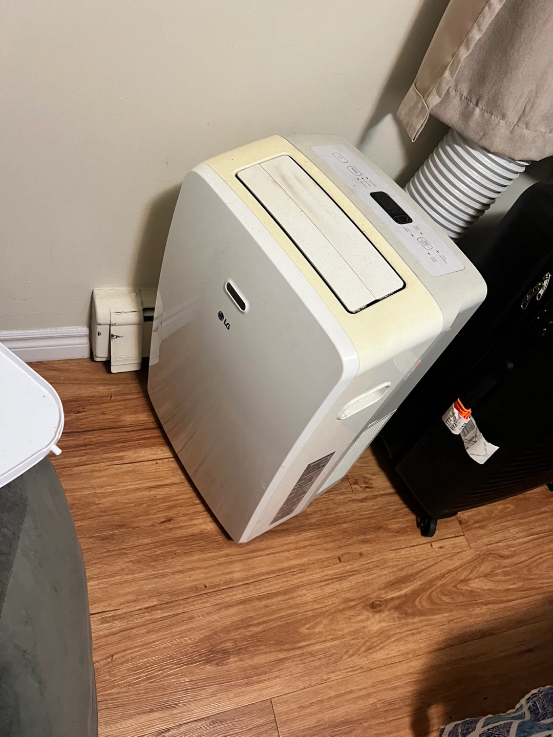 LG Portable Air Conditioner