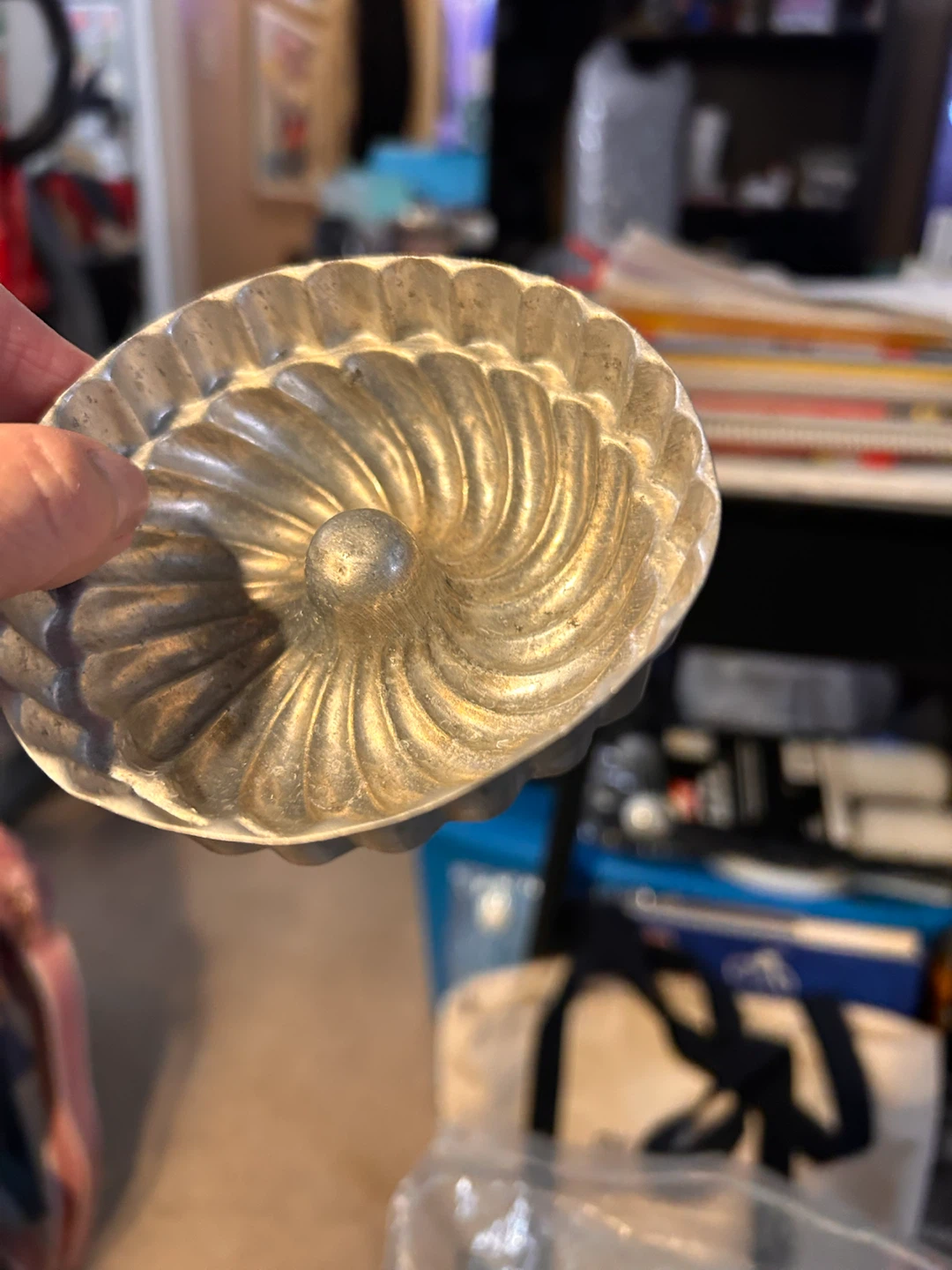 Vintage Metal Baking Molds Set - photo 4