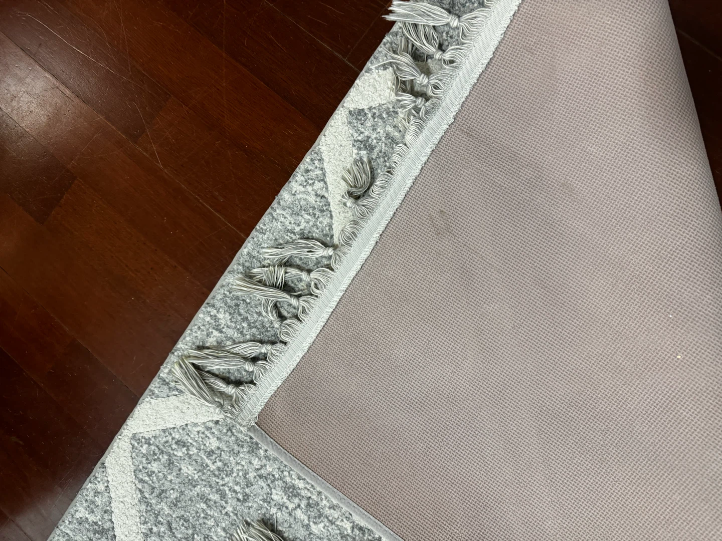Mineral Spring Grey Microfibre Rug - photo 2