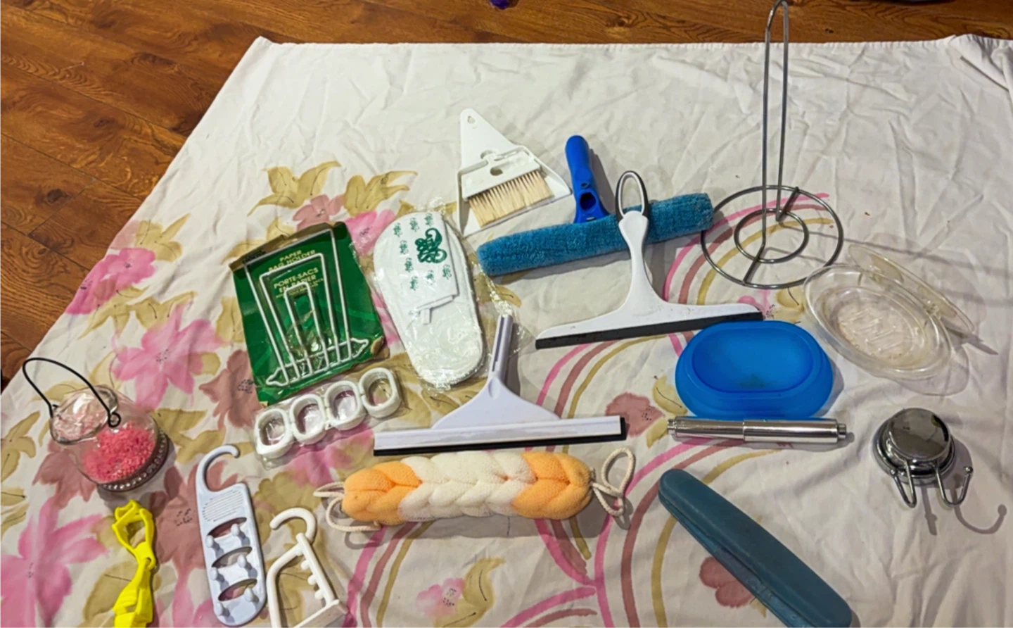 All for $2—moving out sale—-Household