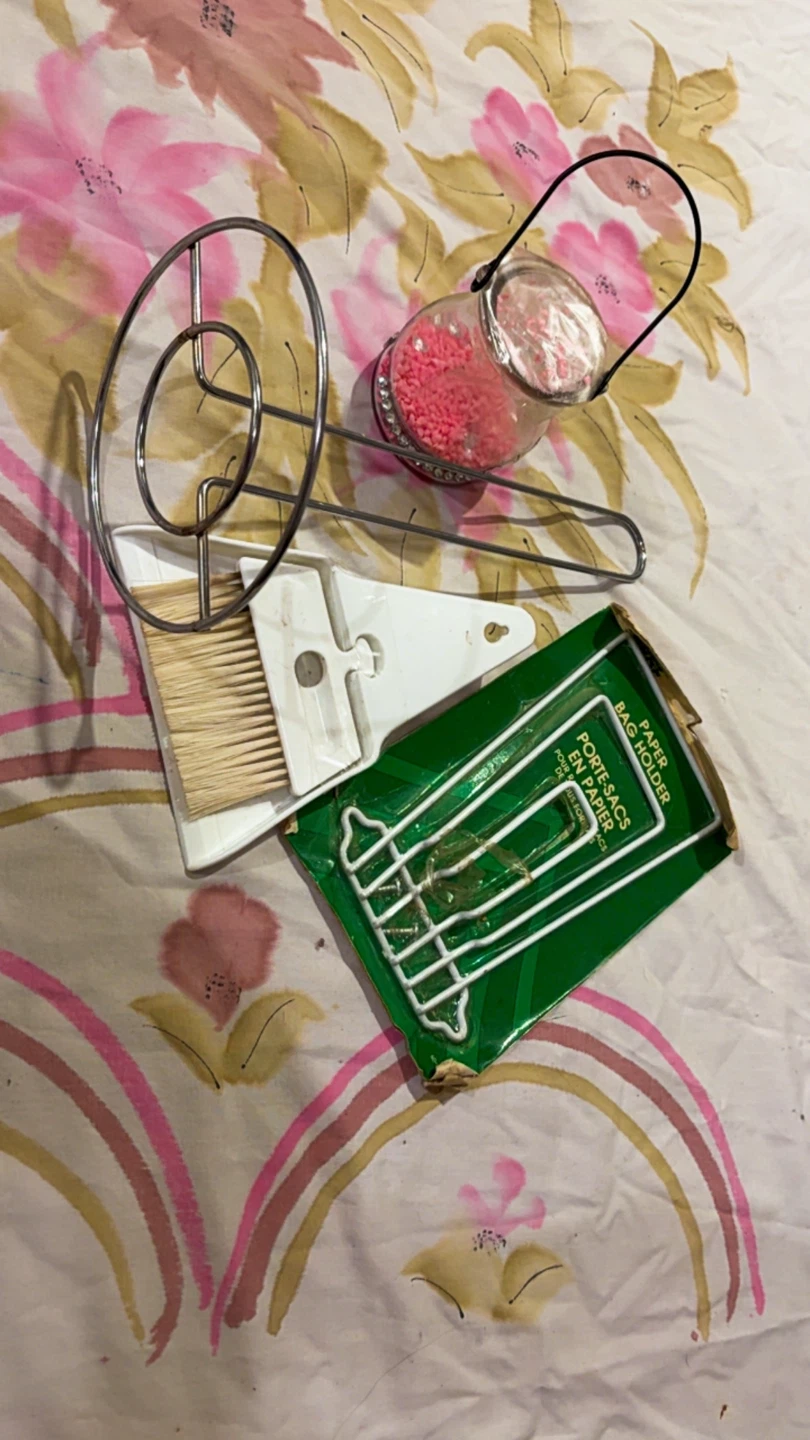 Moving out sale—-Household utility items bundle