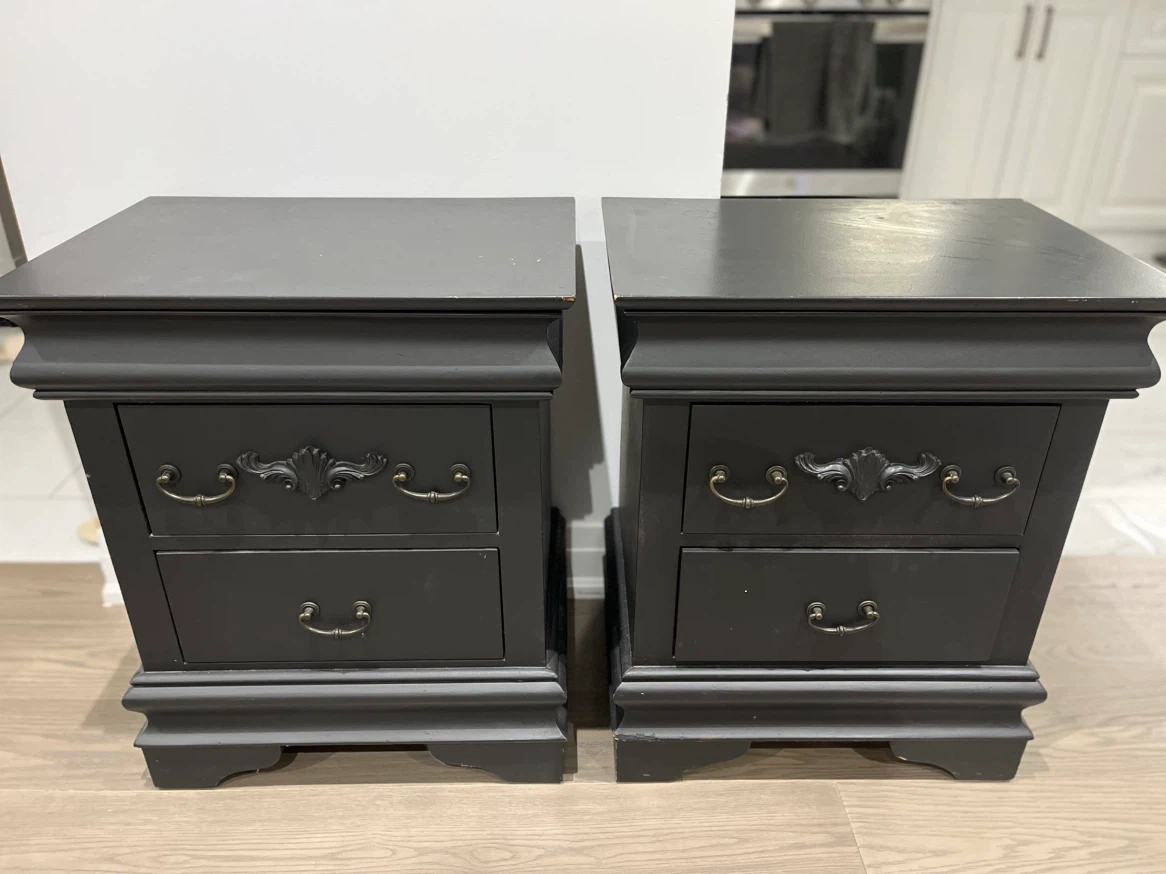 2 Black Nightstands