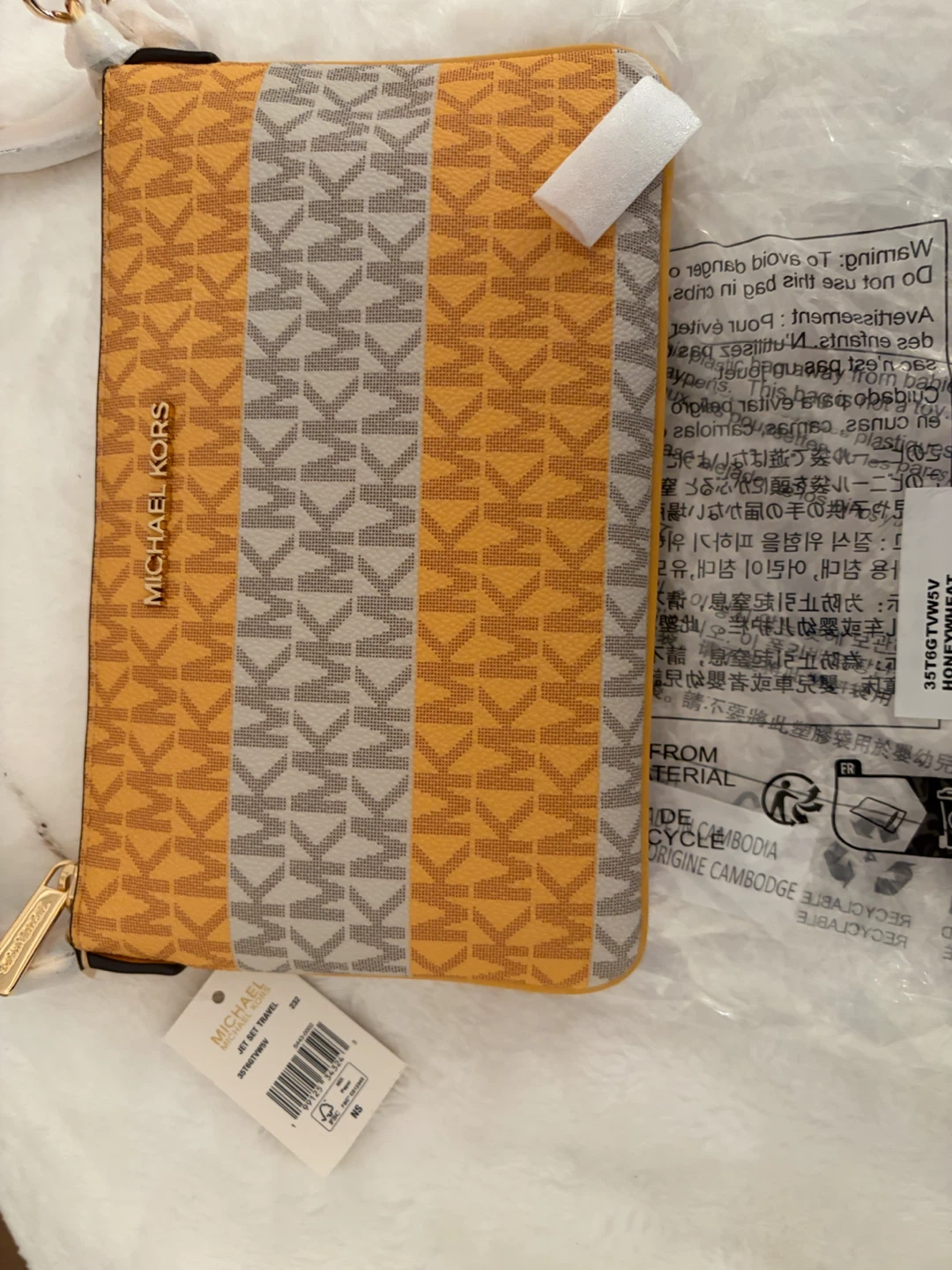 Michael Kors Jet Set Travel Wristlet - photo 4