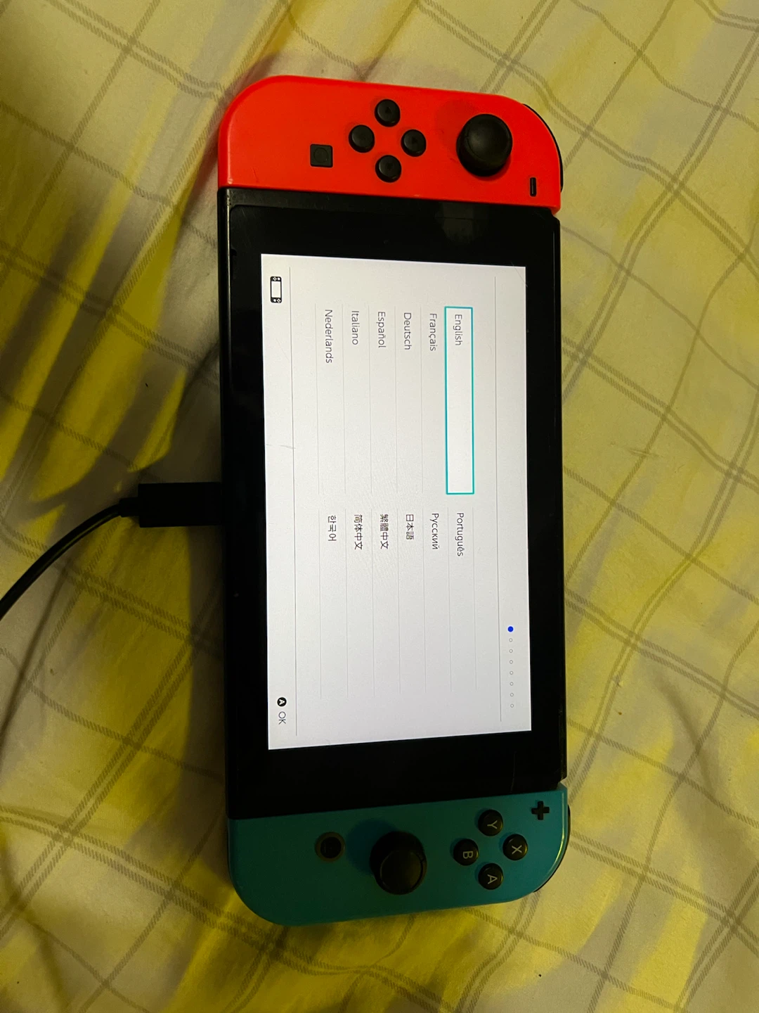 Nintendo Switch Console Neon Red and Blue - photo 3