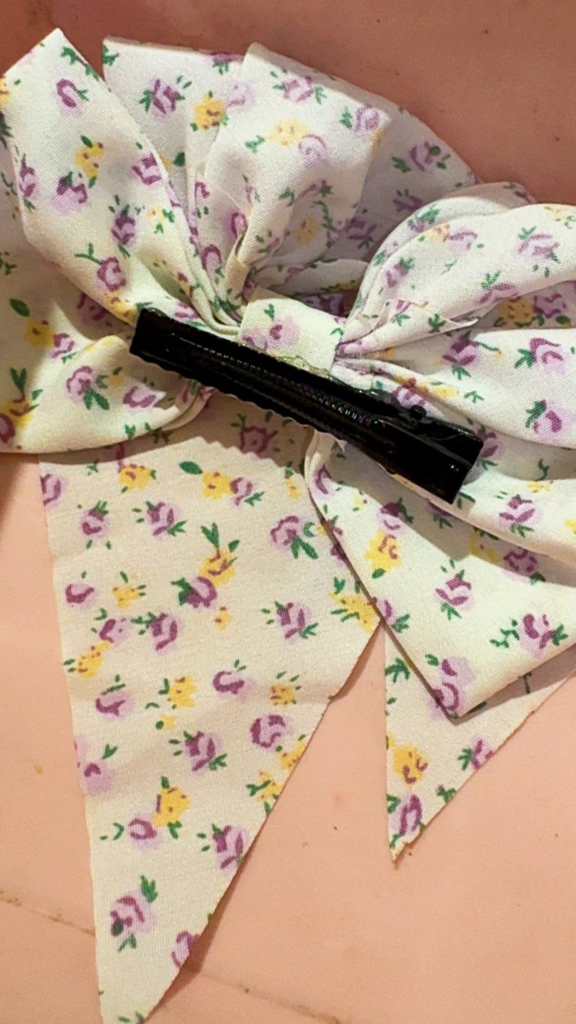 Assorted Fashion Accessories Bundle - photo 2