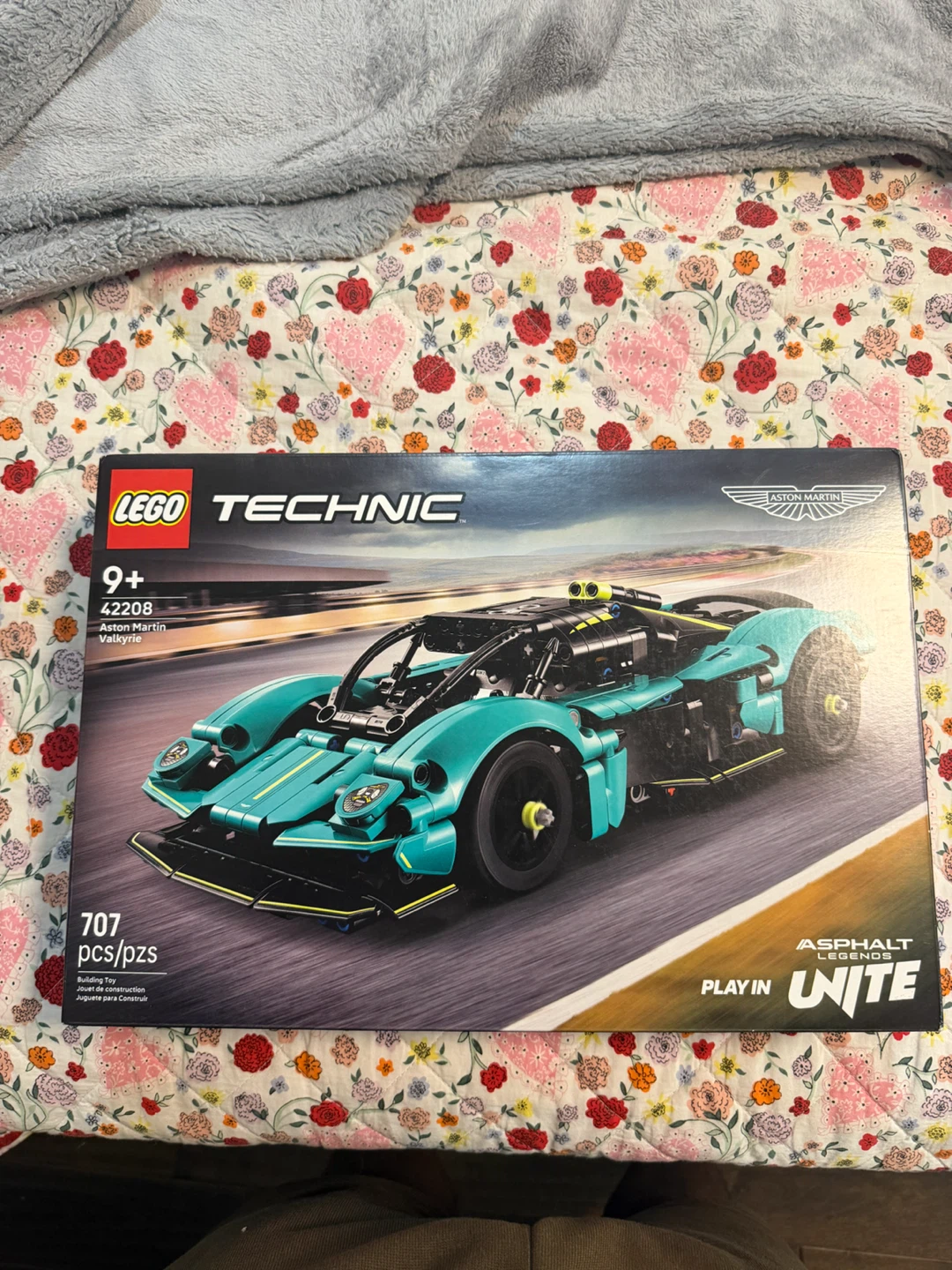 LEGO Technic Aston Martin Valkyrie 42208