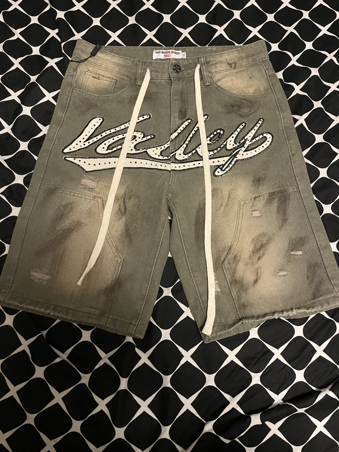 Vale Sports Division Denim Shorts Size 32