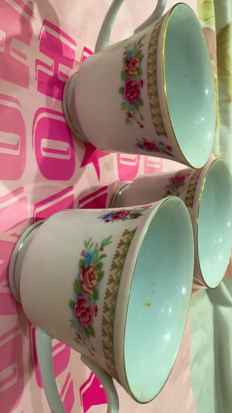 Set of 3 Floral Pattern Tea Cups - photo 3