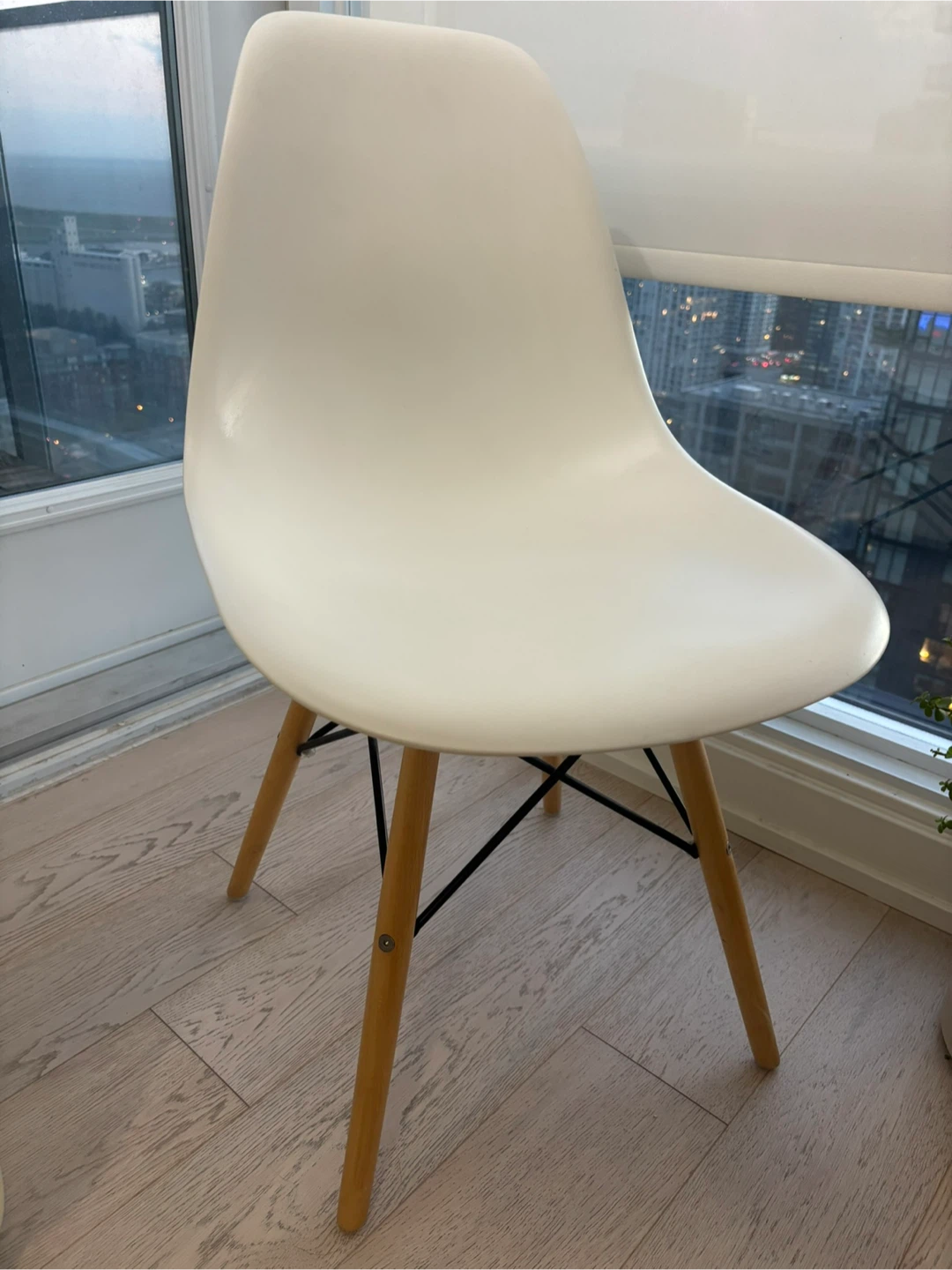 Eames Style Dining Chair White
