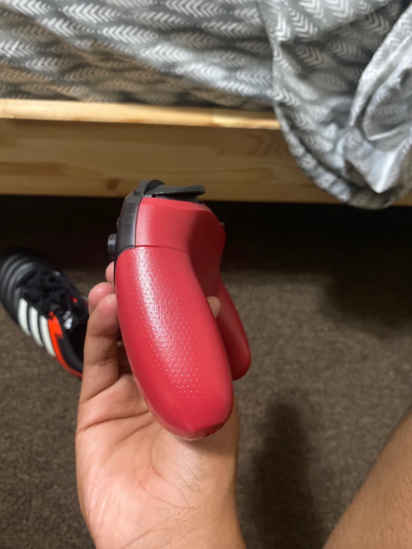 Nintendo Switch Pro Controller - Red and Black - photo 4