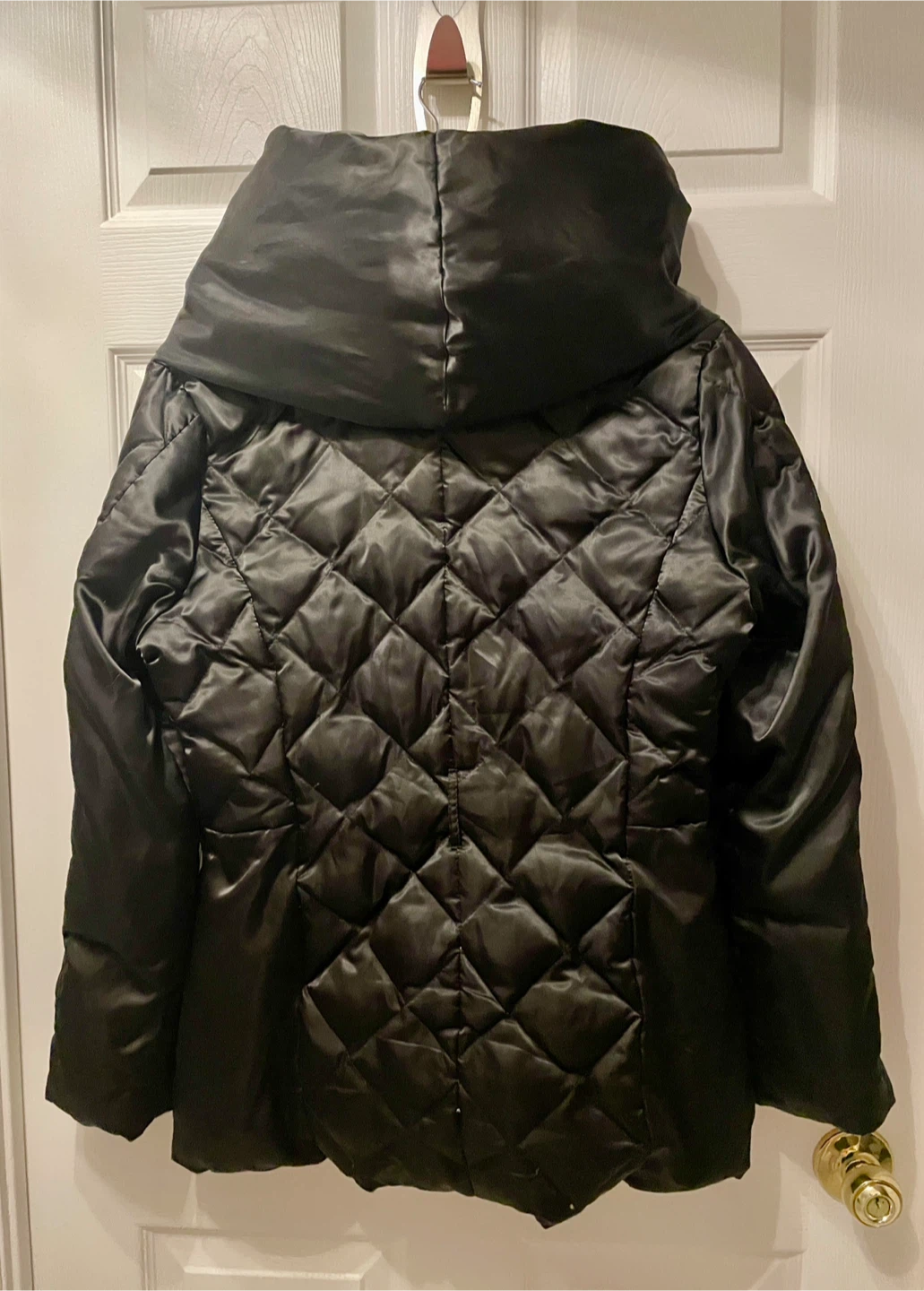 GUESS Black Puffer Coat - Women’s Large - photo 2
