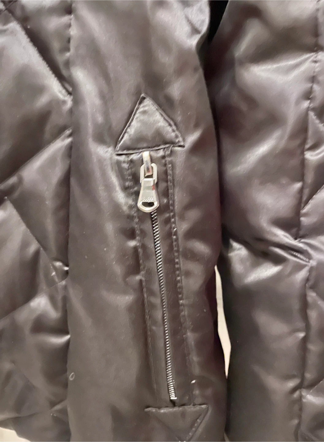 GUESS Black Puffer Coat - Women’s Large - photo 5