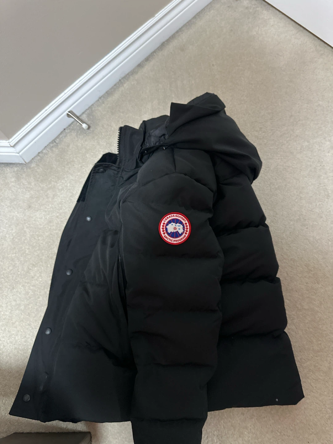 Canada Goose Black Down Jacket - photo 2