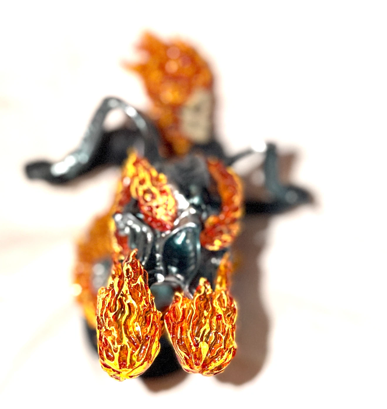Diamond Select Marvel Knights Ghost Rider Bust - photo 3