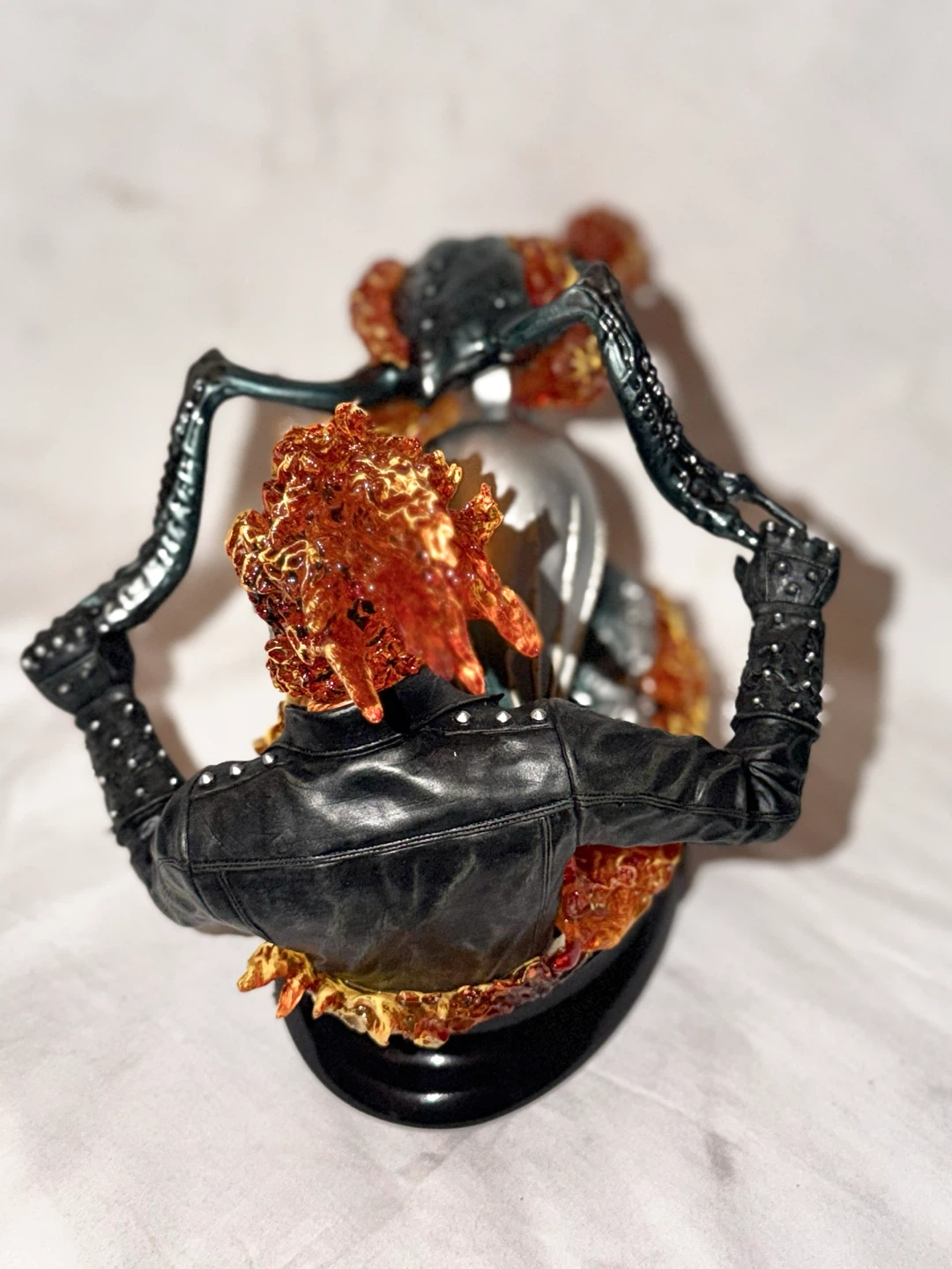 Diamond Select Marvel Knights Ghost Rider Bust - photo 5