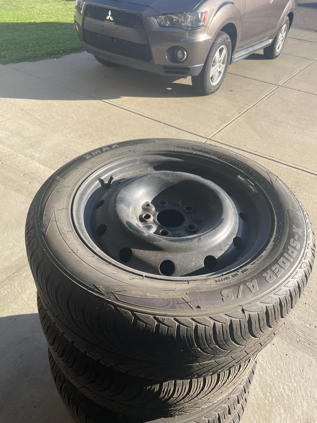 Set of 4 ZMAX X-Spider A/S Tires