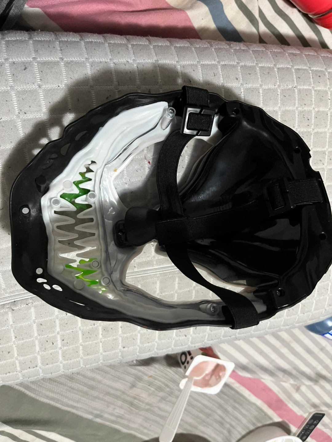 Marvel Venom Costume Mask - photo 2